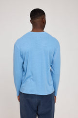 Terence ist 1,90 und trägt Größe L